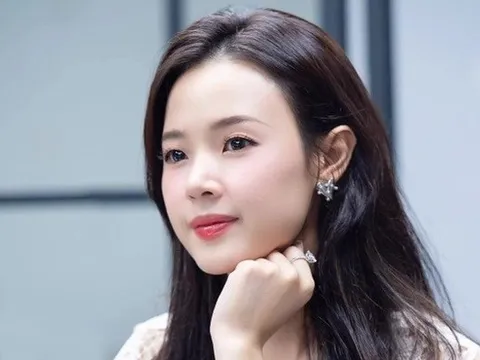 Hotgirl Midu: Lấy chồng giàu có nhưng vẫn làm một điều đúng chuẩn "người đẹp tri thức"