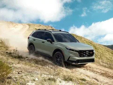 Honda CR-V 2025 ra mắt: Thêm bản offroad 204hp, ngay từ bản base đã có màn 9inch và 1 option rất quen thuộc