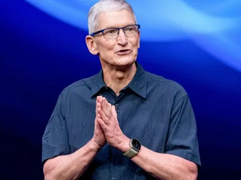 Tim Cook cảnh báo Apple sẽ thiệt hại 900 triệu USD vì thuế quan trong quý này