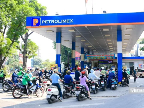 Biến động giá xăng dầu, Petrolimex báo lãi quý I/2025 giảm sâu hơn 80%