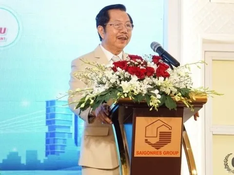 Là người duy nhất muốn chi 800 tỷ 'ôm hết' 20 triệu cổ phiếu phát hành riêng lẻ, Chủ tịch Saigonres chưa xuống tiền khi thị giá thấp hơn 36%