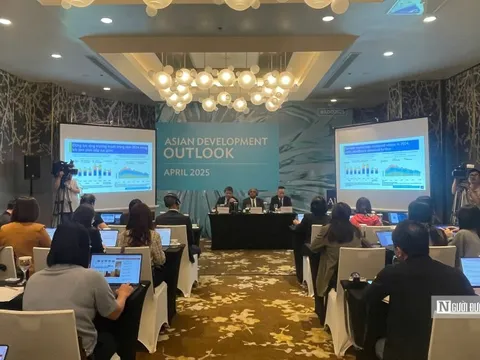 ADB: Khuyến khích kích cầu nội địa trong “bão” thuế quan