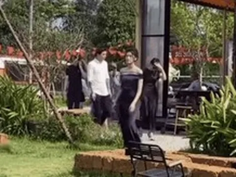Doãn Hải My gây sốt với khí chất tiểu thư "lá ngọc cành vàng", nhìn sang mẹ vợ Văn Hậu đủthấy "gen đỉnh cỡ nào"