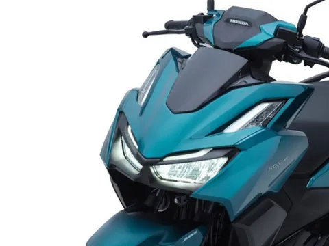 Honda có xe ga thể thao tem màu mới cực đẹp, một phiên bản sắp về Việt Nam, giá bán gây bất ngờ