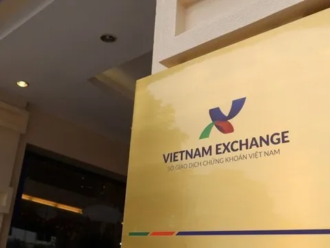 Sở Giao dịch Chứng khoán Việt Nam báo lãi sụt giảm 26%