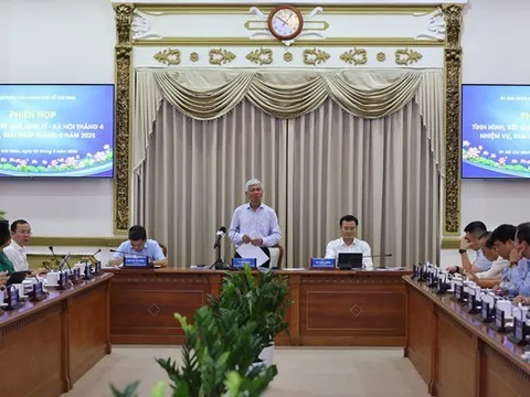 Tp.HCM: Thu từ dịch vụ tăng đột biến, du lịch tạo cú hích cho phục hồi kinh tế
