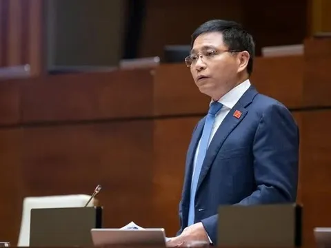 Không thể không đánh thuế tiêu thụ đặc biệt với xăng