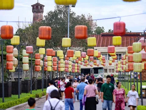 Du lịch Hà Nội bứt phá dịp nghỉ lễ 30/4 - 1/5