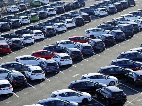 Ngành ô tô sau chu kỳ trầm lắng: Người vững tay lái, kẻ hụt hơi
