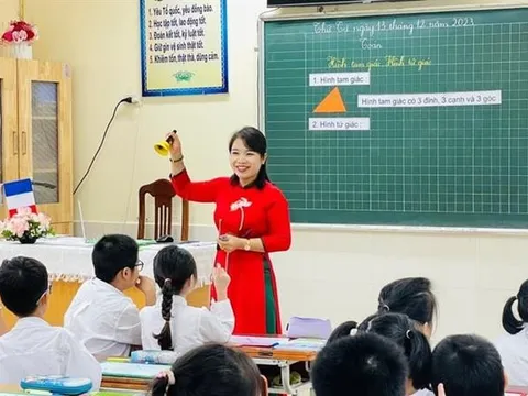 Dự kiến điều chỉnh chế độ trả lương dạy thêm giờ đối với nhà giáo