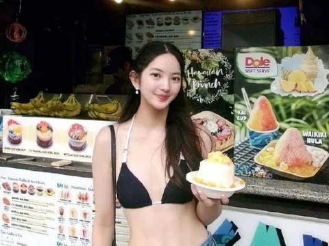 'Nữ thần bóng bàn' làm chao đảo mạng xã hội Trung Quốc