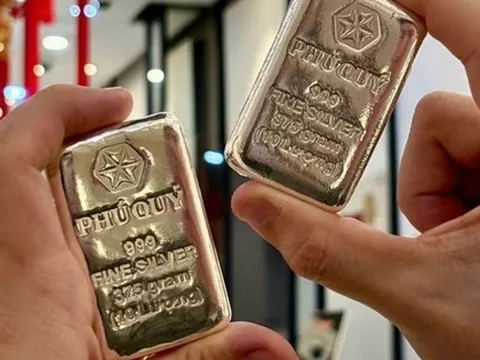 Giá bạc hôm nay 22/5: bật tăng khi đồng USD trượt giá
