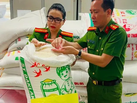 Hơn 17 tấn gạo ST25 giả bị bán ra thị trường