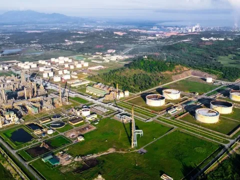 Doanh nghiệp Việt sản xuất nhiên liệu đặc chủng cho máy bay phản lực, tàu ngầm