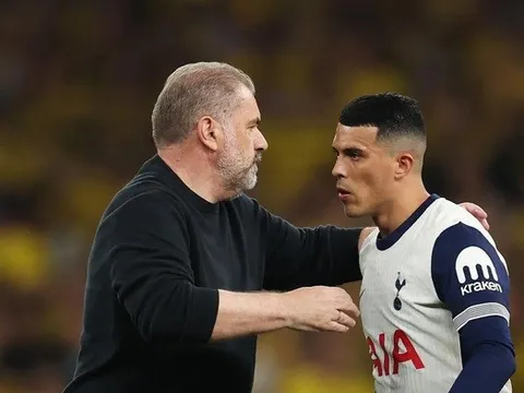 Cầu thủ Tottenham lên tiếng giữa tin đồn HLV trưởng bị sa thải