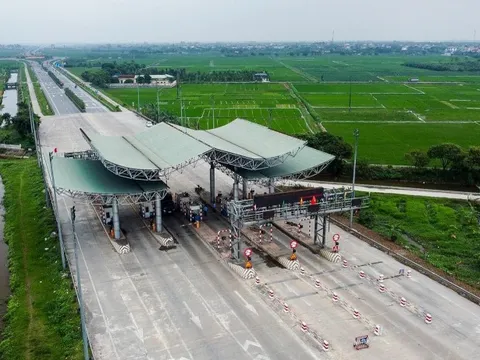 Người đàn ông sau DA cầu 1.700 tỷ nối Thái Bình - Hà Nam: Vướng vòng lao lý, từng được Việt Phát “cứu" bằng hợp đồng “quả lọc máu” 500 tỷ