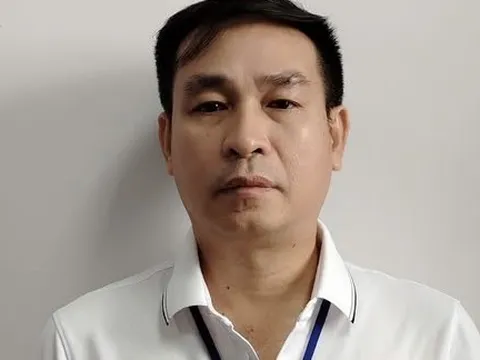 Bắt tạm giam một Phó giám đốc