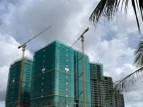 Giá chung cư ngang ngửa giá liền kề, biệt thự