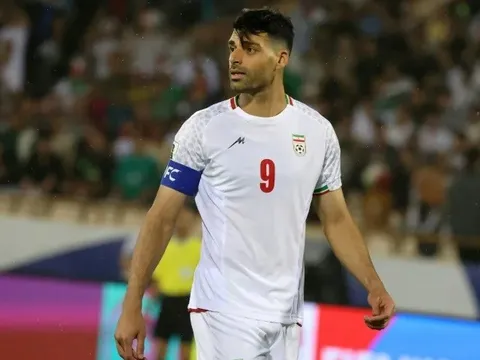Một cầu thủ mắc kẹt ở Iran, lỡ trận khai mạc FIFA Club World Cup