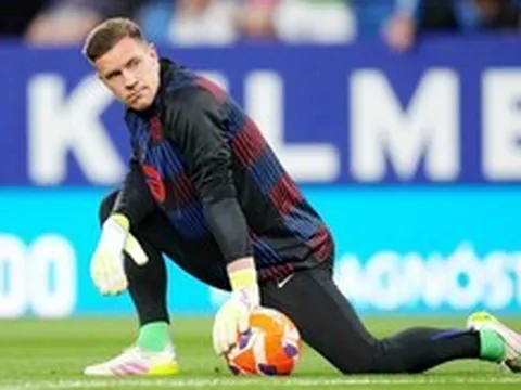 Barcelona chấp thuận để đội trưởng của mình ra đi