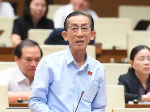 Trước khác quan điểm, nay về một Bộ: Đại biểu hỏi về bài toán "mục tiêu kép"