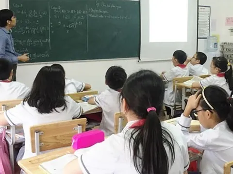 Làm chủ nhiệm lớp là nhiệm vụ kiêm nhiệm