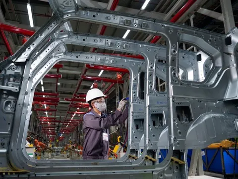 Bên trong nhà máy VinFast Hà Tĩnh hiện đại hàng đầu VN: Mỗi giờ xuất xưởng 35 xe, quy trình nghiêm ngặt