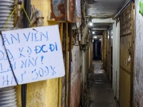 'Làng đô thị' nhếch nhác, nhiều nguy hiểm: Để tồn tại đến bao giờ?