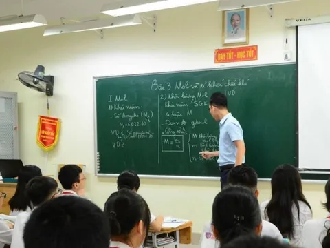 Giáo viên có được phụ cấp lâu năm trong thời gian nghỉ hè?