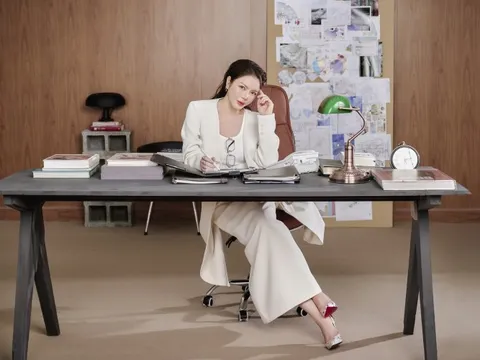 Lý Nhã Kỳ thanh lịch với phong cách công sở