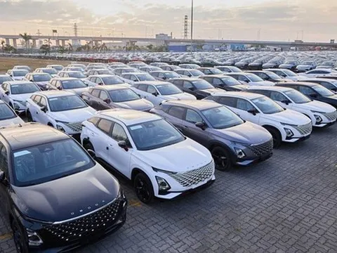 Giá rẻ cùng thuế nhập khẩu 0%, ô tô từ Đông Nam Á ồ ạt đổ bộ Việt Nam