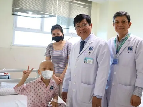 Bệnh nhi 5 tuổi mắc ung thư hiếm gặp được điều trị thành công