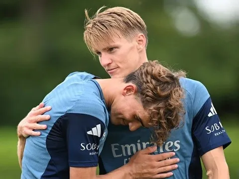 Arsenal công bố đội hình huấn luyện trước mùa giải với nhiều bất ngờ lớn