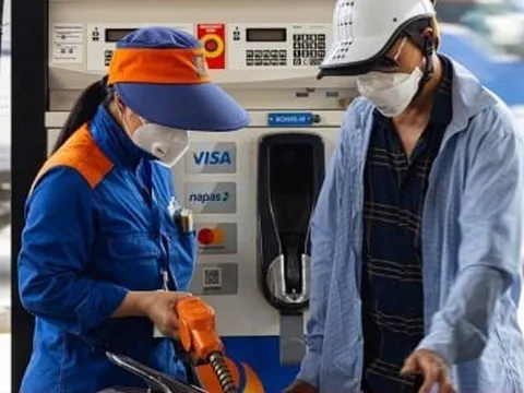 Đề xuất tiếp tục giảm thuế bảo vệ môi trường với xăng dầu đến hết năm 2026
