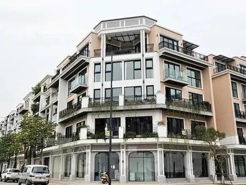 Bỏ công chứng cho tặng BĐS: Chuyên gia cảnh báo rủi ro, kẽ hở lách thuế?