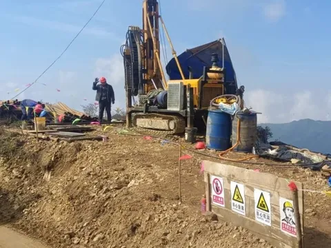 Một quốc gia phát hiện 38 mỏ 'kho báu' từ đầu năm - có loại được coi là 'vàng trắng', trữ lượng cả trăm triệu tấn