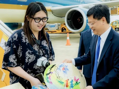 “Cú hích” từ du lịch và công nghiệp giúp kinh tế Huế bứt phá mạnh mẽ
