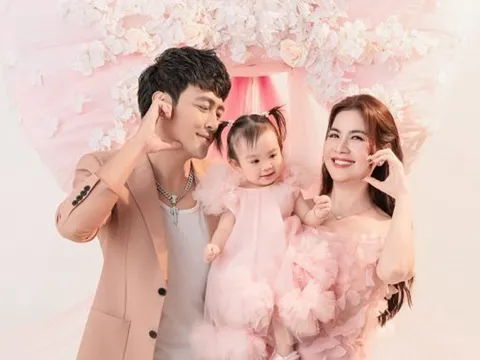 Cặp đôi diễn viên nổi tiếng Vbiz: Chờ 8 năm để được ẵm bồng con đầu lòng, hạnh phúc hơn khi được làm bố mẹ