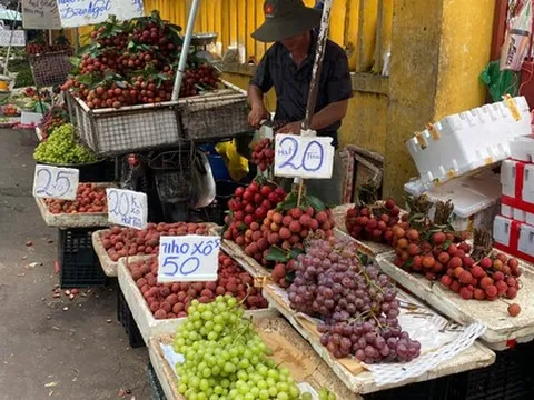 Trái cây giá rẻ chưa từng thấy