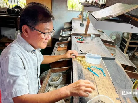 Giữ lửa "làng vàng" trăm năm tuổi