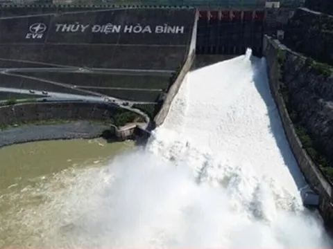 Hồ thủy điện căng mình ứng phó bão Wipha