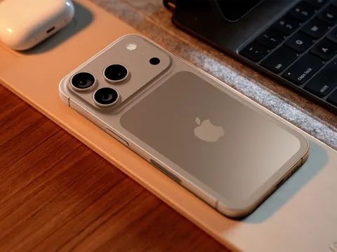 Chiếc iPhone sắp ra mắt có thể khiến Samsung và Sony lo sợ?