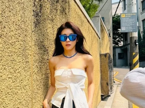 Nữ diễn viên Ha Ji Won gây xôn xao với ngoại hình khác lạ tại sự kiện