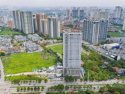Lương thấp nhưng nhận thưởng Tết cao, có mất điều kiện mua nhà ở xã hội?