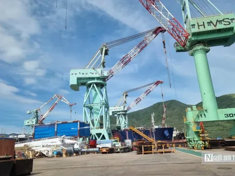 Doanh thu vượt 1 tỷ USD, khu kinh tế tại Khánh Hòa hướng tới trung tâm logistics và dịch vụ cảng biển hiện đại