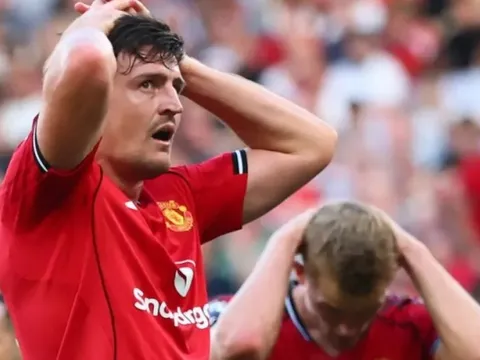 CĐV Man Utd sốc về phát ngôn của HLV Amorim sau trận thua Arsenal