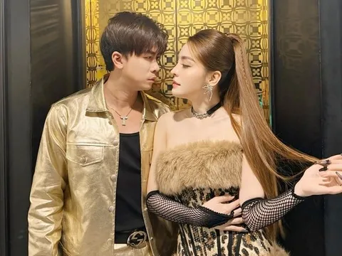 Cặp đôi ca sĩ nổi tiếng vướng nghi vấn bí mật tổ chức đám hỏi?