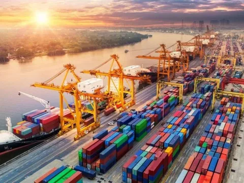 Thương mại song phương Việt Nam và Singapore tiếp tục tăng trưởng tích cực