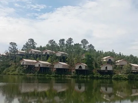Farmstay xây chui ở Huế: Chủ mới xin hợp thức hoá, Sở NN-MT chỉ rõ thẩm quyền