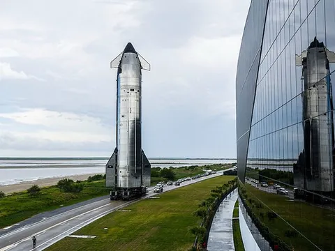 SpaceX hủy phóng thử tên lửa khổng lồ Starship vào phút chót